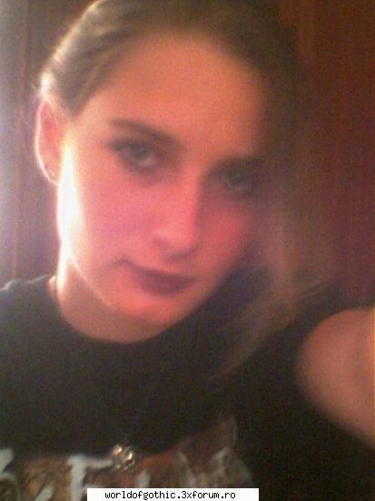 Tara Superba - GothicGod - Comicii