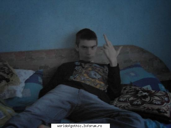 pictures of users - aici va postati pozele personale! scuzati - Off-Topic
